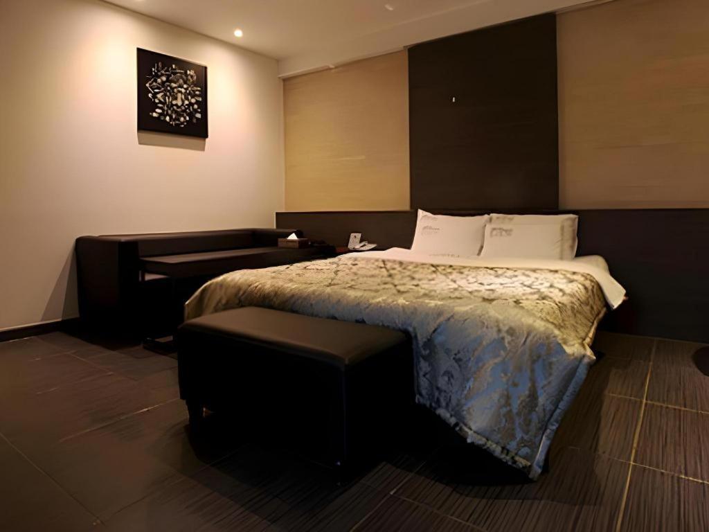 Hotel Cinema Сеул Екстериор снимка