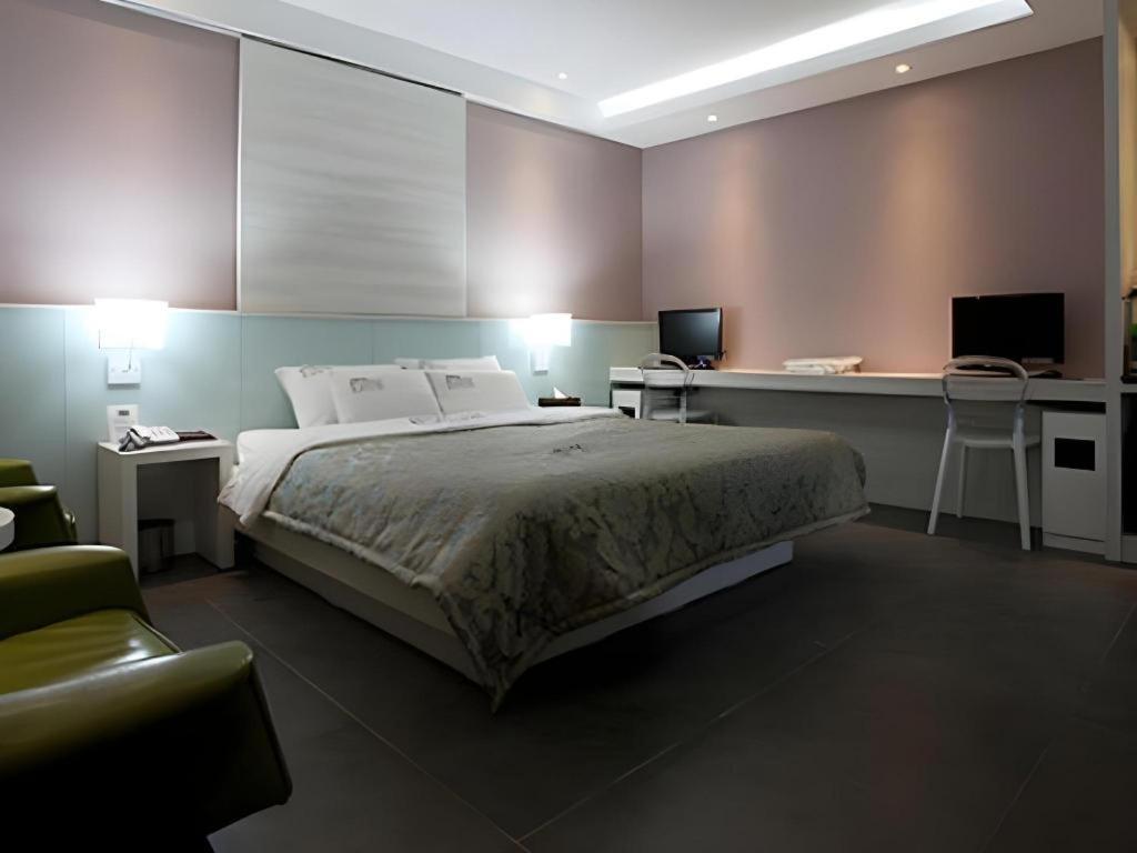 Hotel Cinema Сеул Екстериор снимка